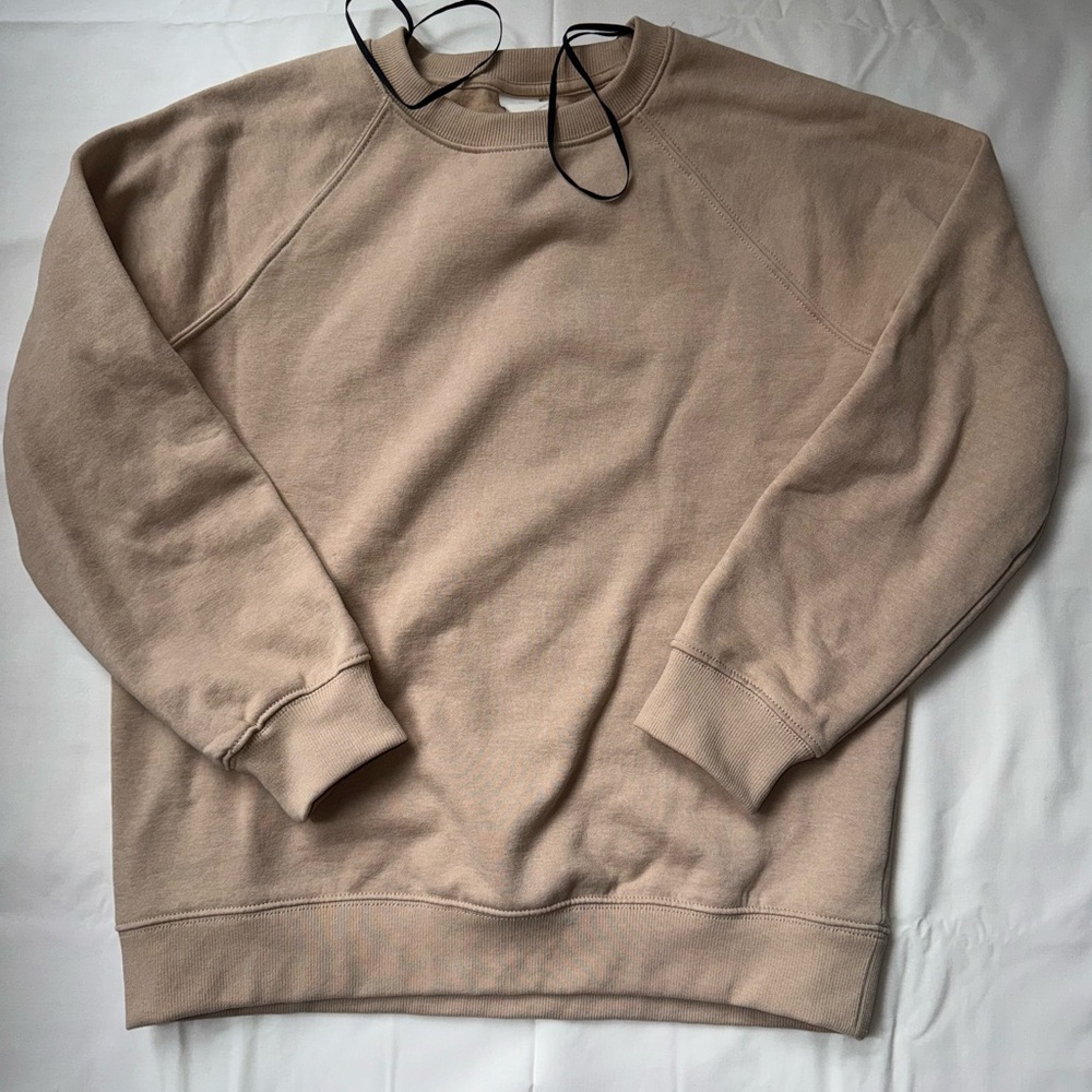 H&M beige crewneck sweatshirt